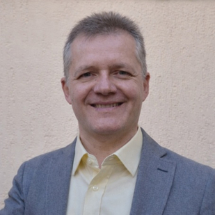 Armando Ortuño